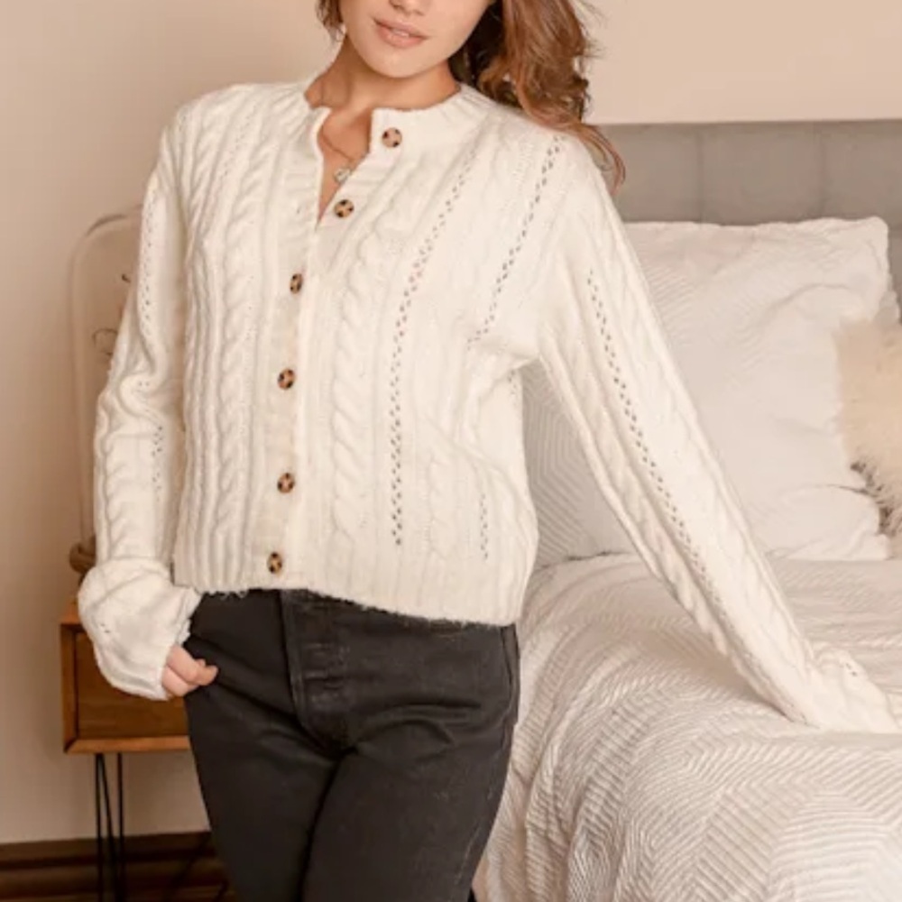 LULUS Present Company Ivory Pierced Cable Knit Button-Up Sweater Size Large